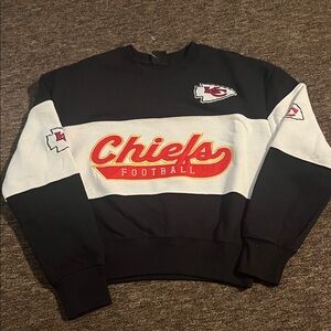 Women's Chiefs Football Crewneck Sweater - Black and White